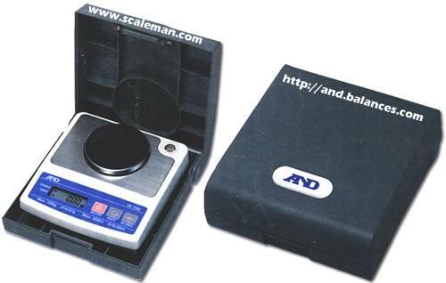 CÂN ĐIỆN TỬ HL100-500x500